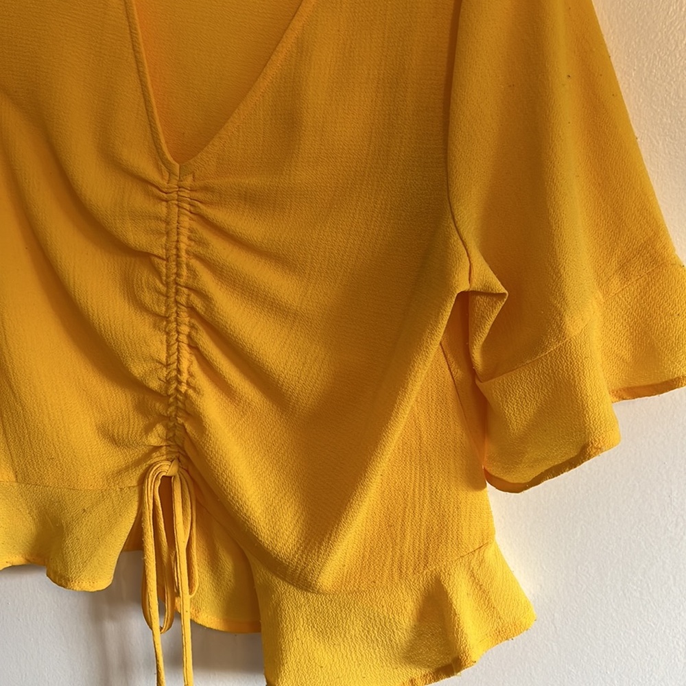 Yellow Top - Picture 3 of 7